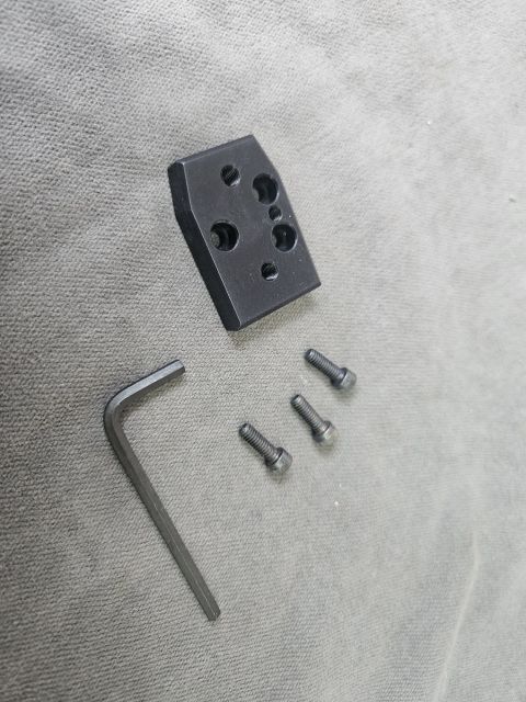 Adapter Flat Mount for Newer Model Master Piece Arms 9mm